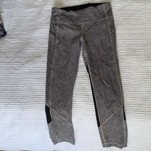 Cropped lululemon leggings in size 4 (XS)